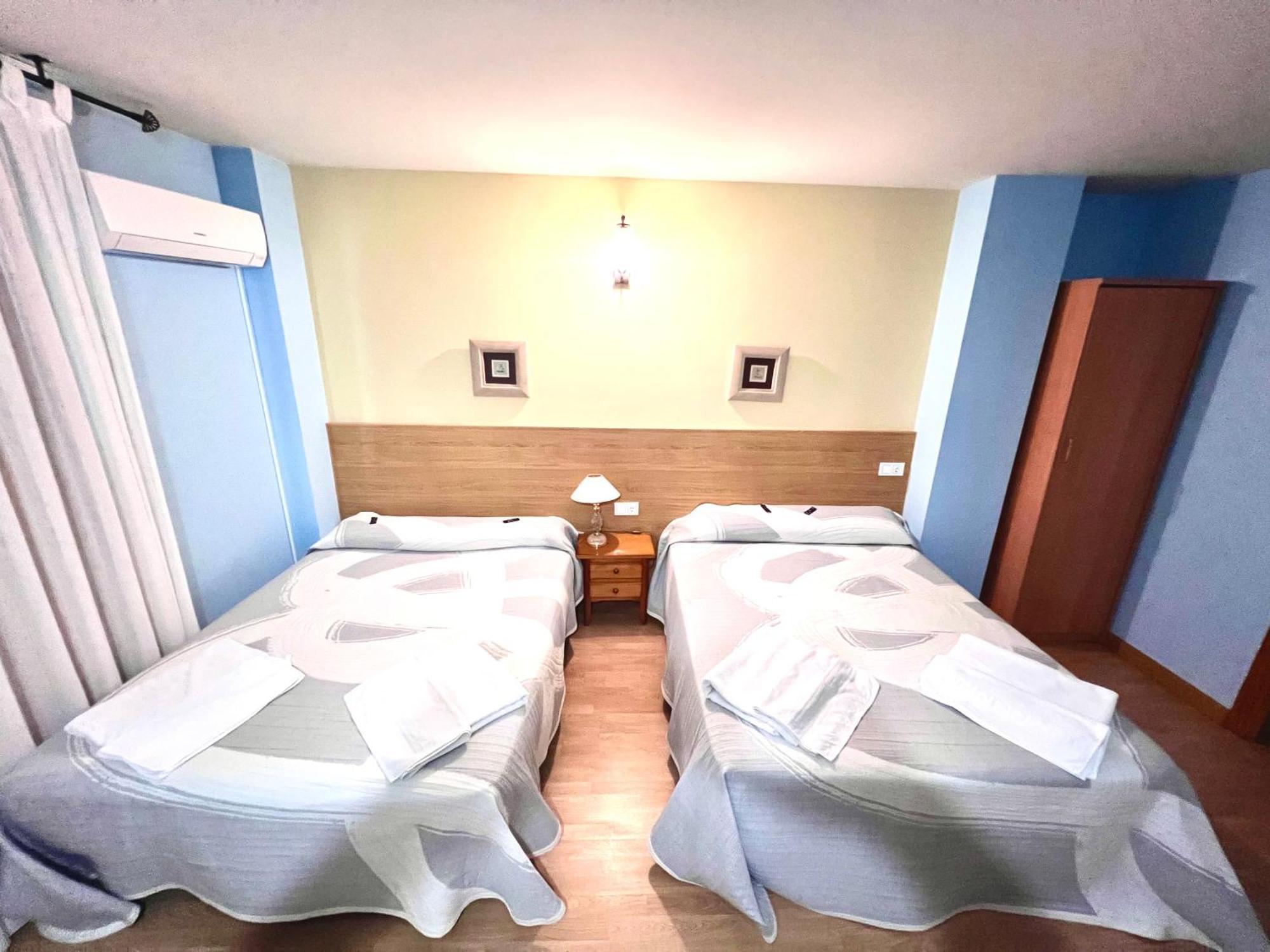 Hotel Puente De Piedra 사모라 외부 사진